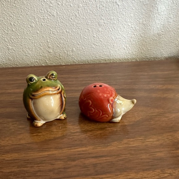 SOLD - Picture 4 of 6